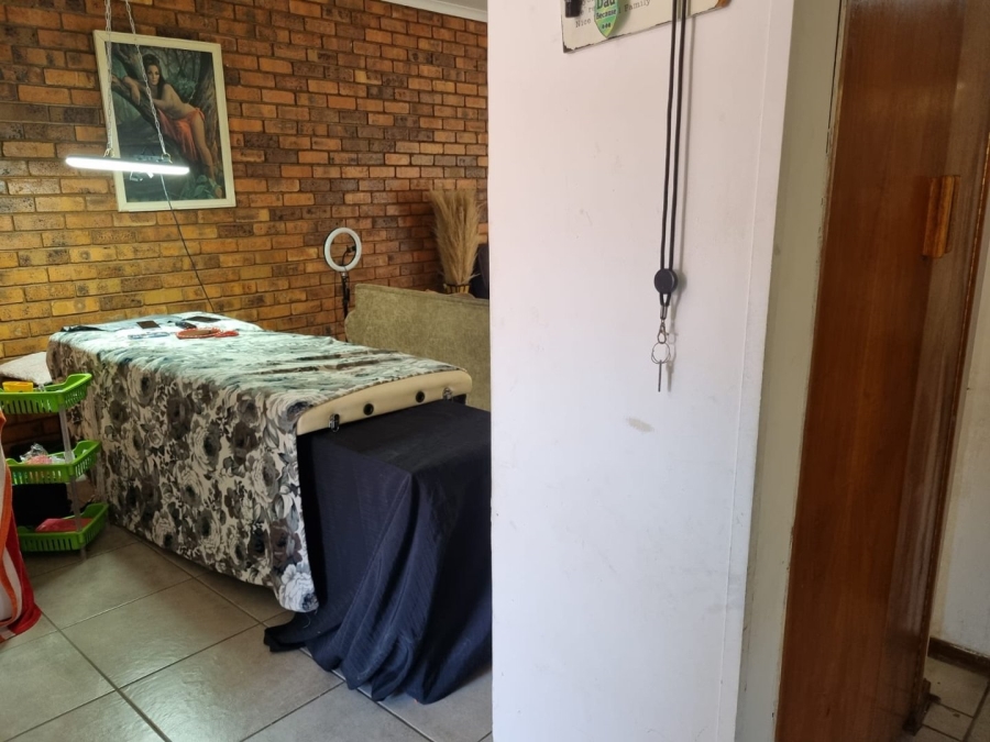 2 Bedroom Property for Sale in Westdene Free State